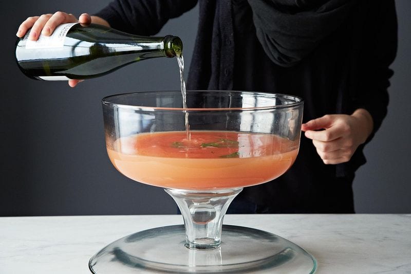 Fun Ways to Throw a Cocktail Party