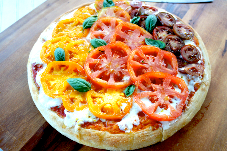 Heirloom Tomato and Burrata Pizza