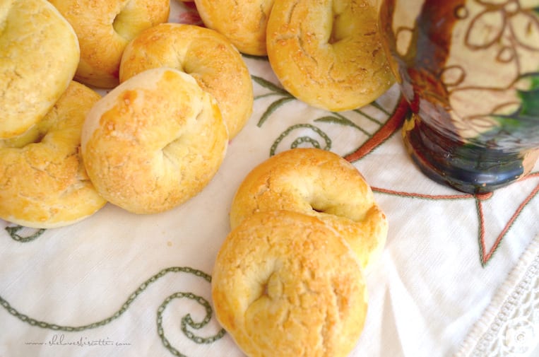 Altomare’s Wine Taralli