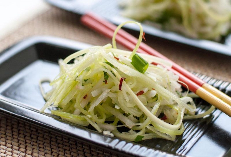 Asian-Pear-Slaw-with-Ginger-and-LIme-4