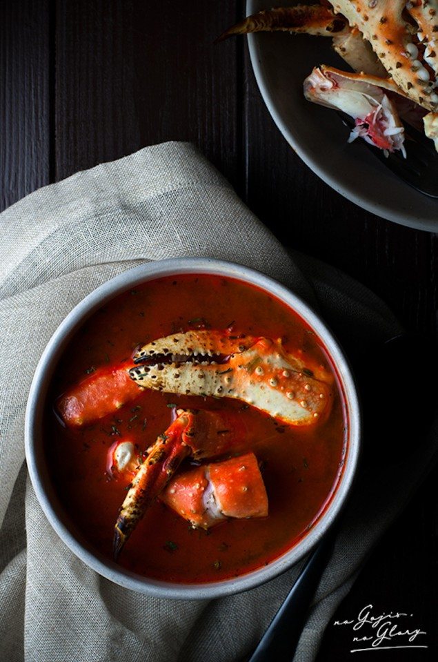 Rich Roasted Red Pepper Crab Soup