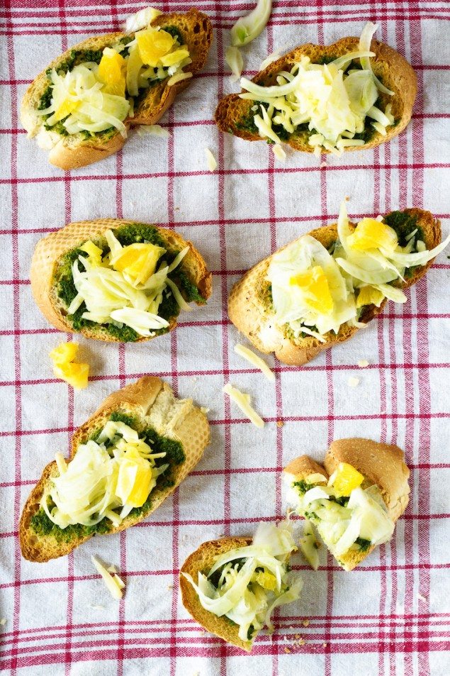 Fennel Crostini with Mint Chutney and Orange