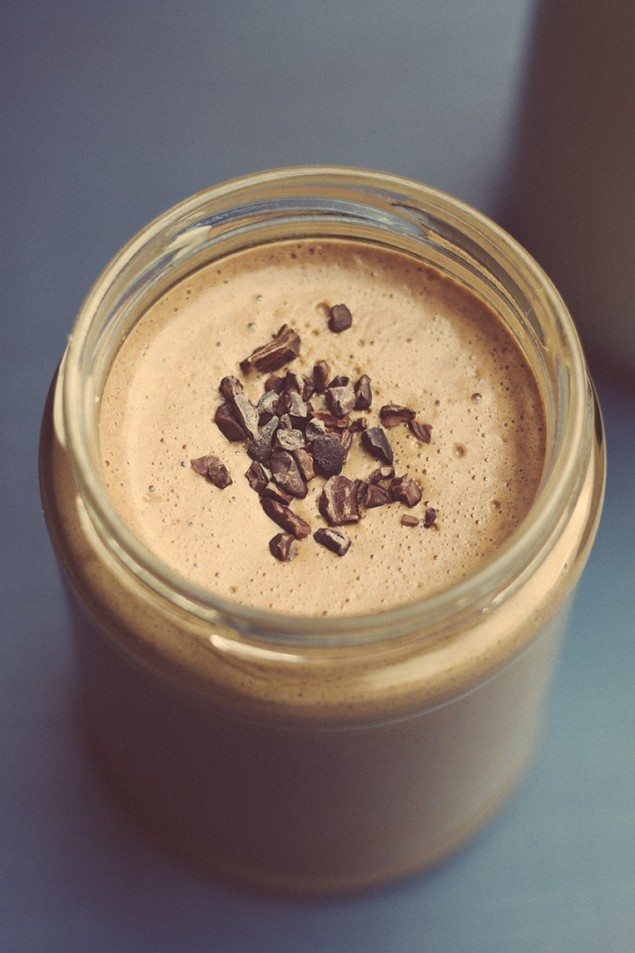 Vegan Chocolate Smoothie with Cinnamon