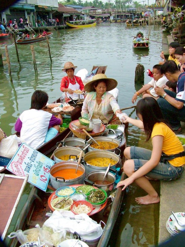 The Curries of Thailand