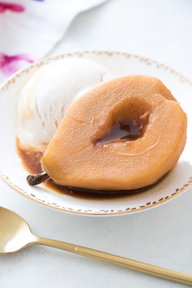 Gingerbread Poached Pears
