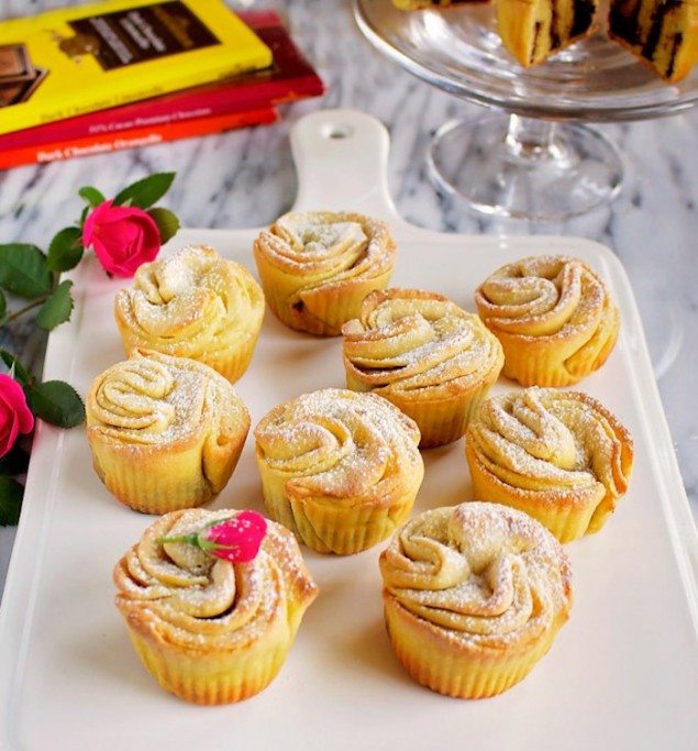 Italian Holiday Table: Chocolate Pasta Three Ways and Beautiful Einkorn Cookies