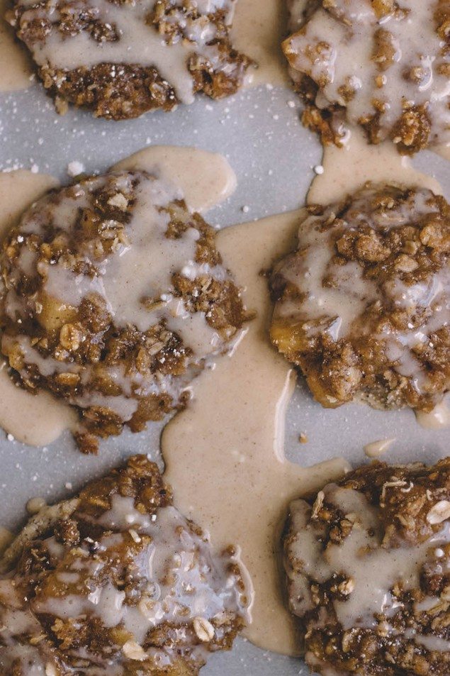 Dutch Apple Pie Cookies with Caramel Glaze