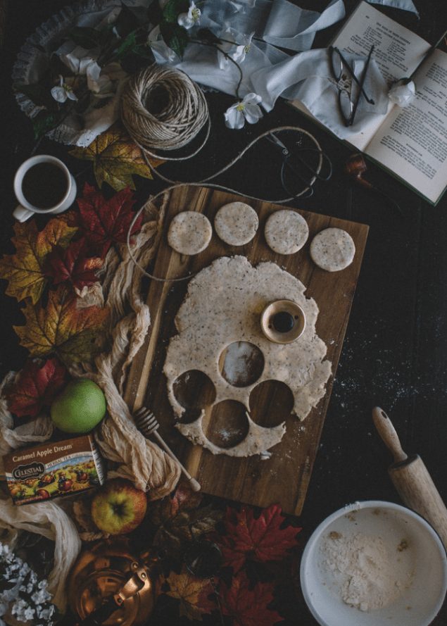 Dutch Apple Pie Cookies with Caramel Glaze