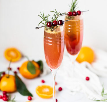 Clementine-Cranberry-Prosecco-Cocktail