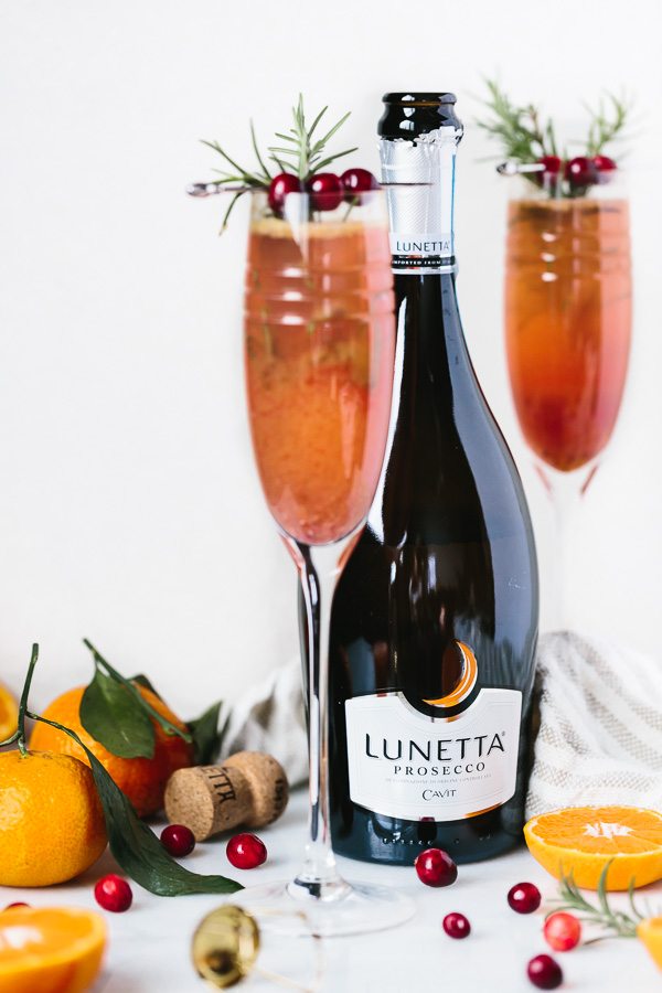 Sparkling Clementine Cranberry Cocktail