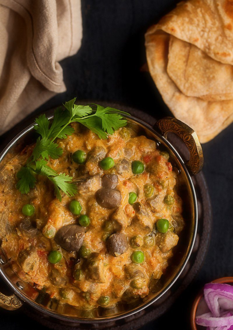 Dhingri Matar - Creamy Indian Mushroom and Pea Curry