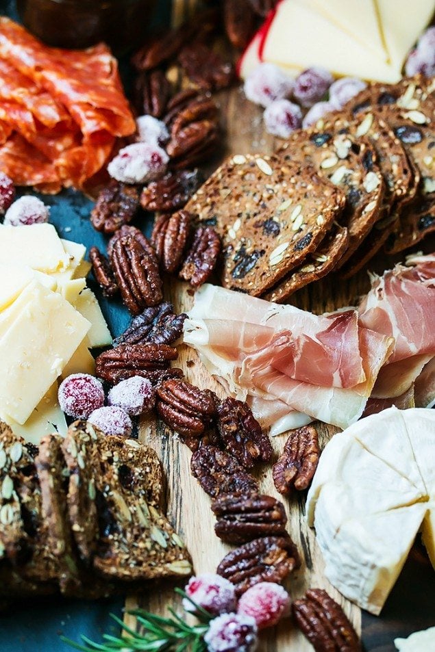 Five Steps to the Perfect Holiday Cheese Board