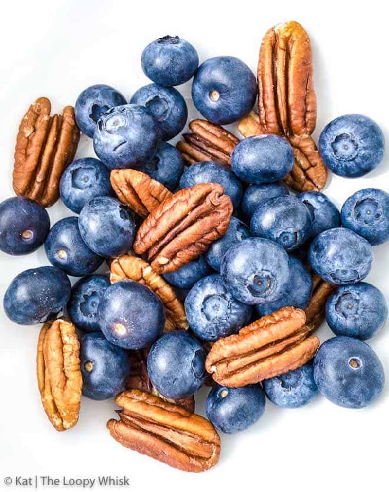 Vegan-Blueberry-Oatmeal-with-Maca-Powder-And-Pecans_663px-6-min