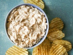 Homemade Onion Dip for Game Day - Honest Cooking by Kalle Bergman