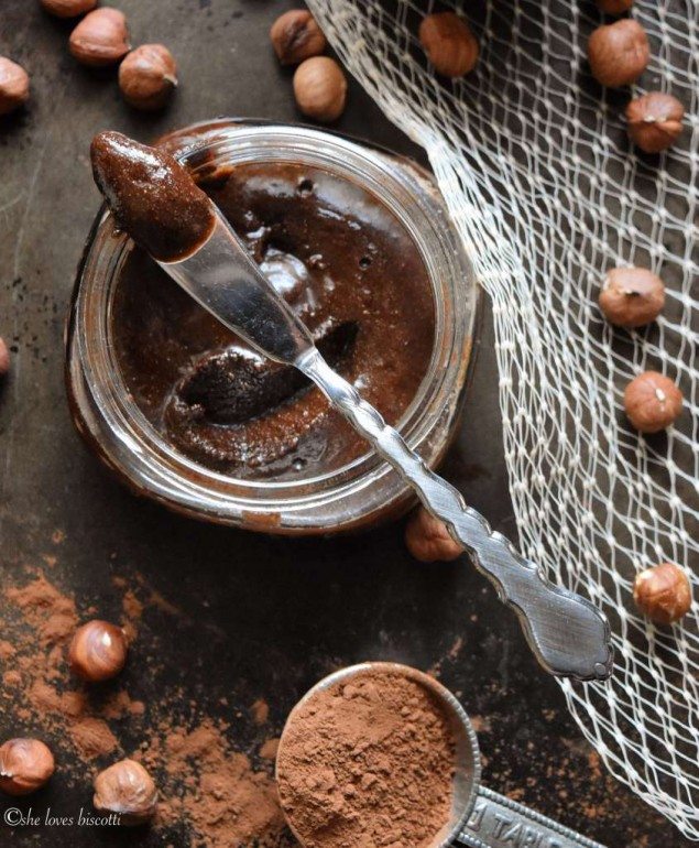 Homemade Chocolate Hazelnut Butter