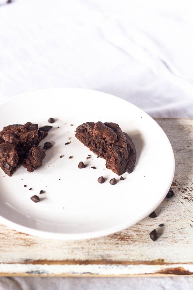 Dark Chocolate Cookies