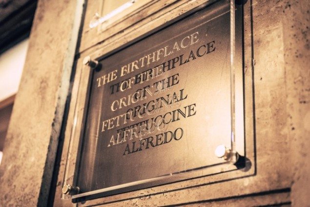 Ristorante Alfredo alla Scrofa: The Birthplace of Fettuccine Alfredo