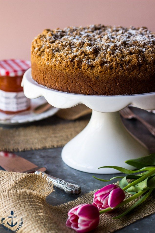 Apricot Crumb Cake