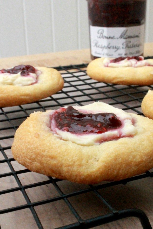 Raspberry Cream Cheese Pastries