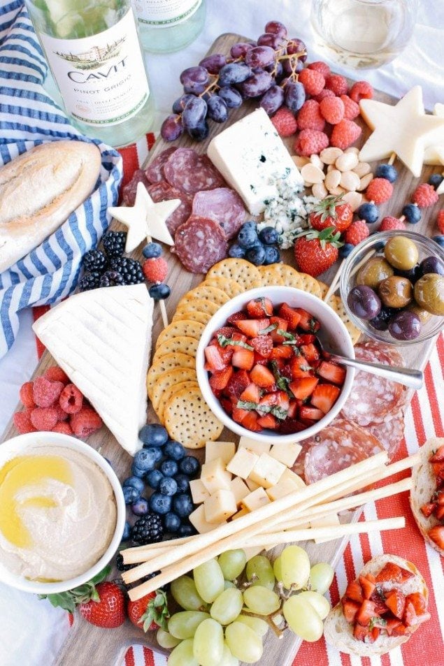 National Pinot Grigio Day: Ultimate Memorial Day Cheeseboard