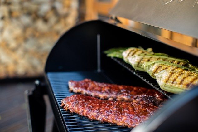 10 Tips for Backyard BBQ