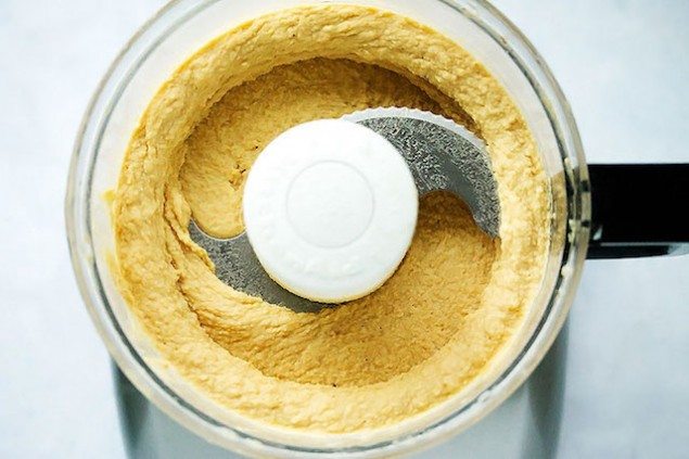 Favorite Hummus Recipes for a Spring Picnic