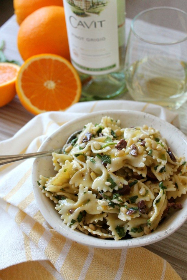 National Pinot Grigio Day: Spinach, Olive, and Feta Pasta Salad with Spinach