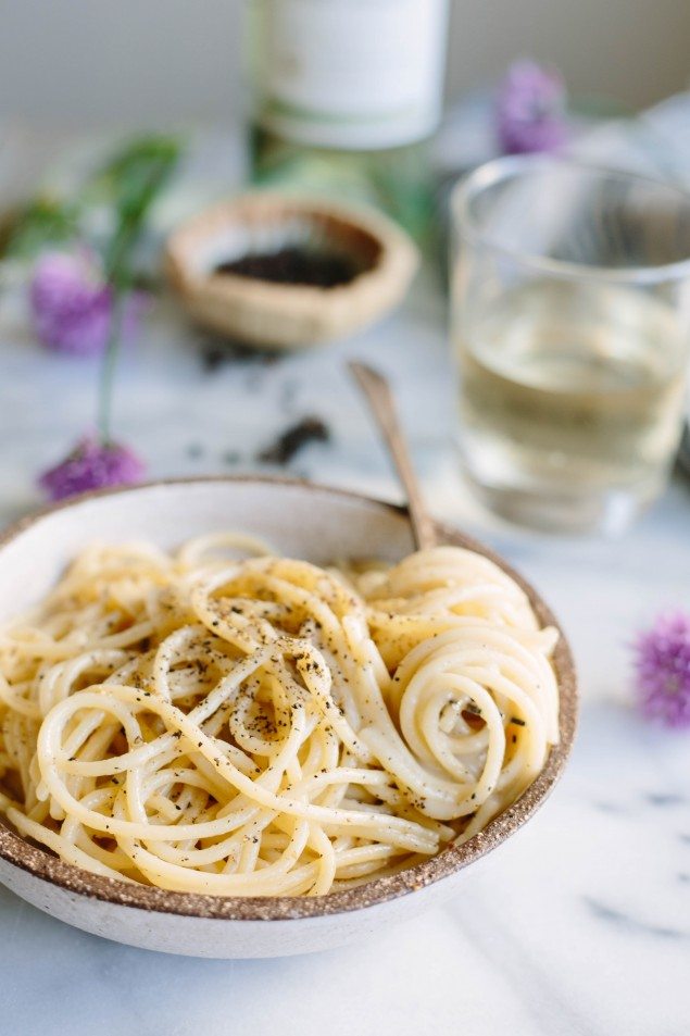 National Pinot Grigio Day: Classic Cacio e Pepe