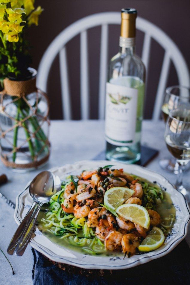 National Pinot Grigio Day: Garlic Shrimp Zoodles and Curry Leaves