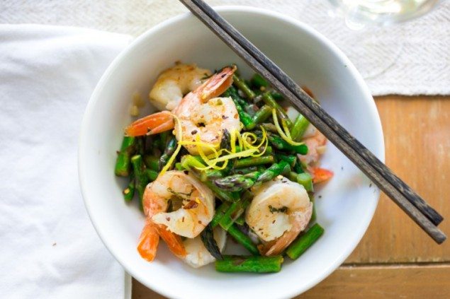 National Pinot Grigio Day: Quick Lemon Basil Shrimp and Asparagus