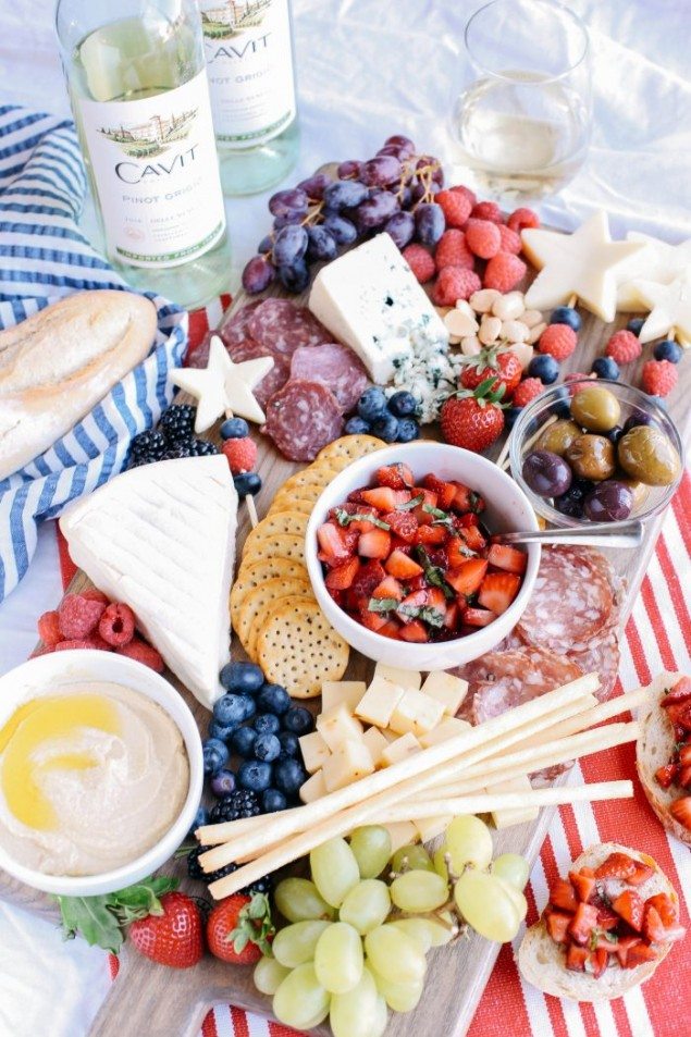 National Pinot Grigio Day: Ultimate Memorial Day Cheeseboard