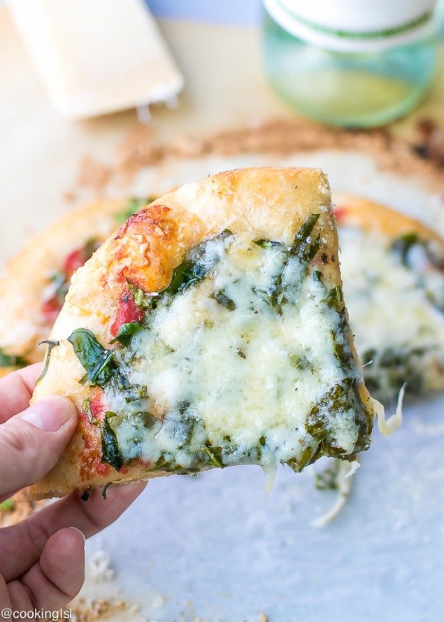 National Pinot Grigio Day: Spinach and Havarti Pizza