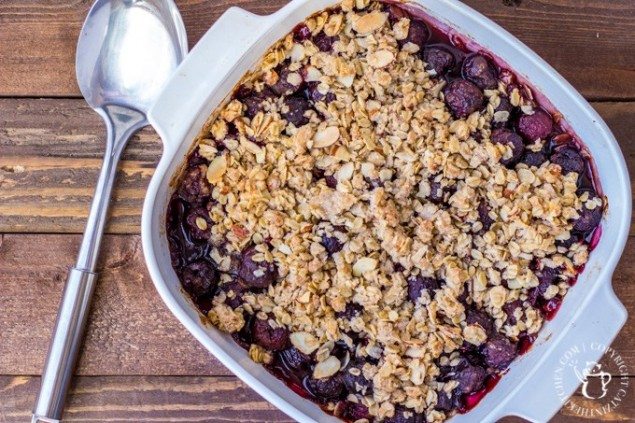 Cherry Crumble