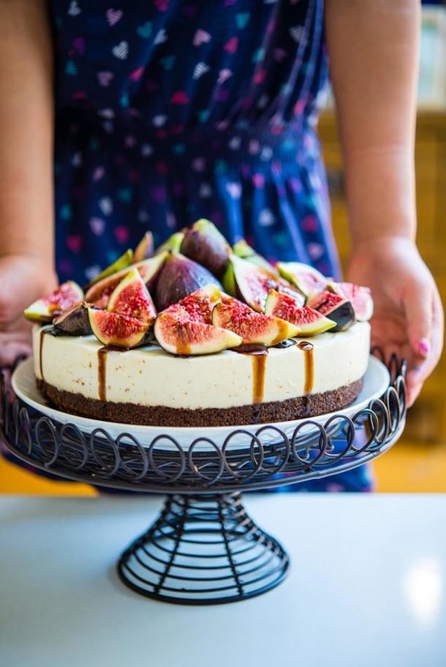 10 Decadent Cheesecakes to Bake Now