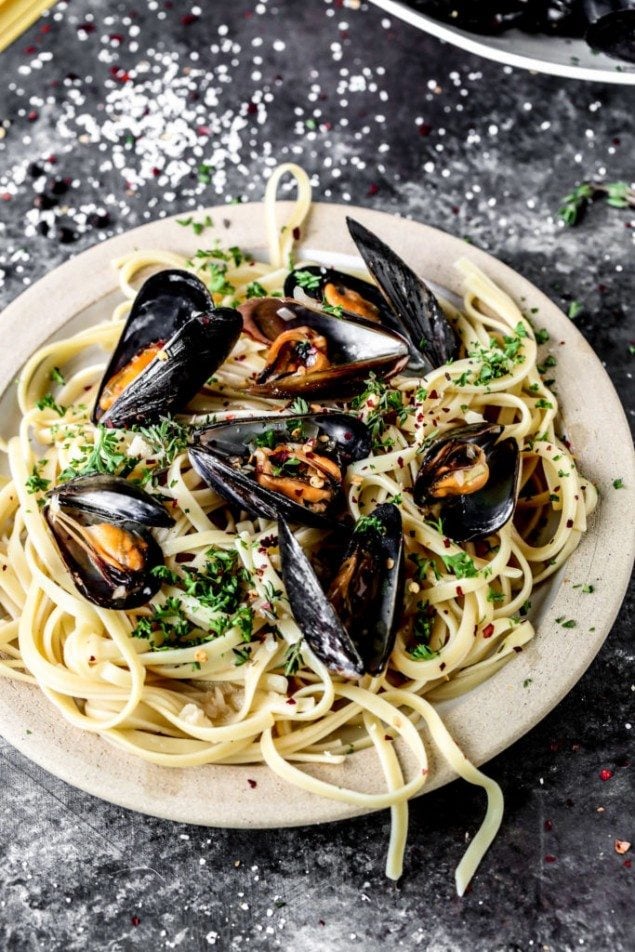 Garlic and Herb Mussels in Rosé Broth