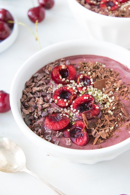 Chocolate Covered Cherry Smoothie Bowl