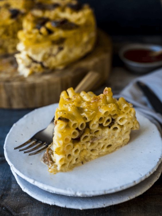 Ultimate Comfort Food: Macaroni and Cheese Cake