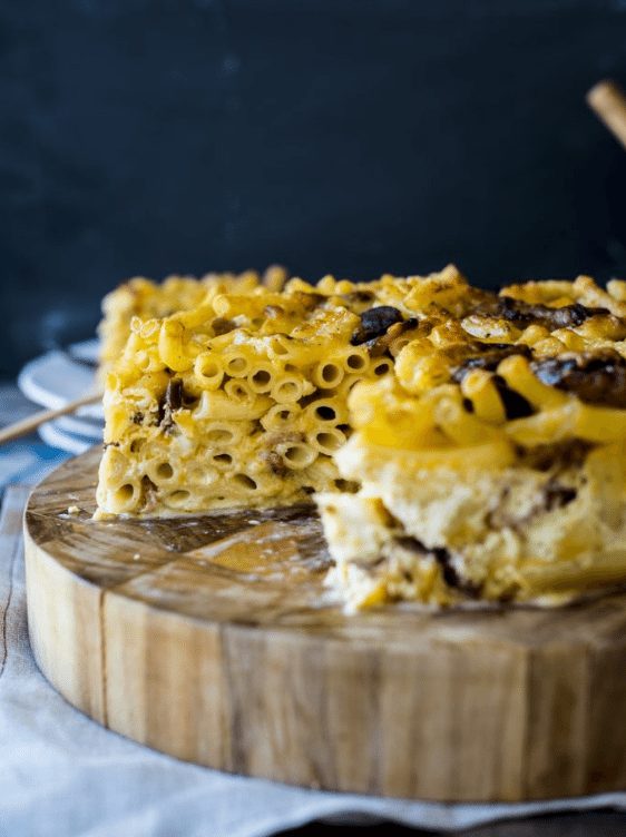 Ultimate Comfort Food: Macaroni and Cheese Cake