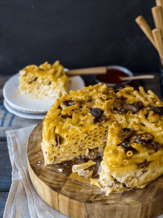 Ultimate Comfort Food: Macaroni and Cheese Cake