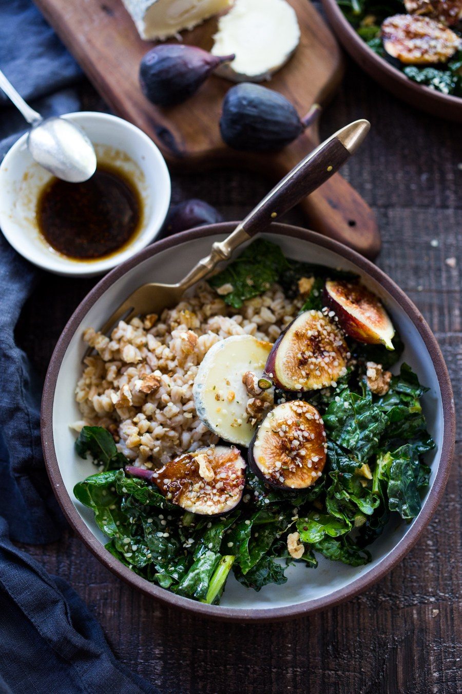 Fig, Goat Cheese and Kale Farro Bowl