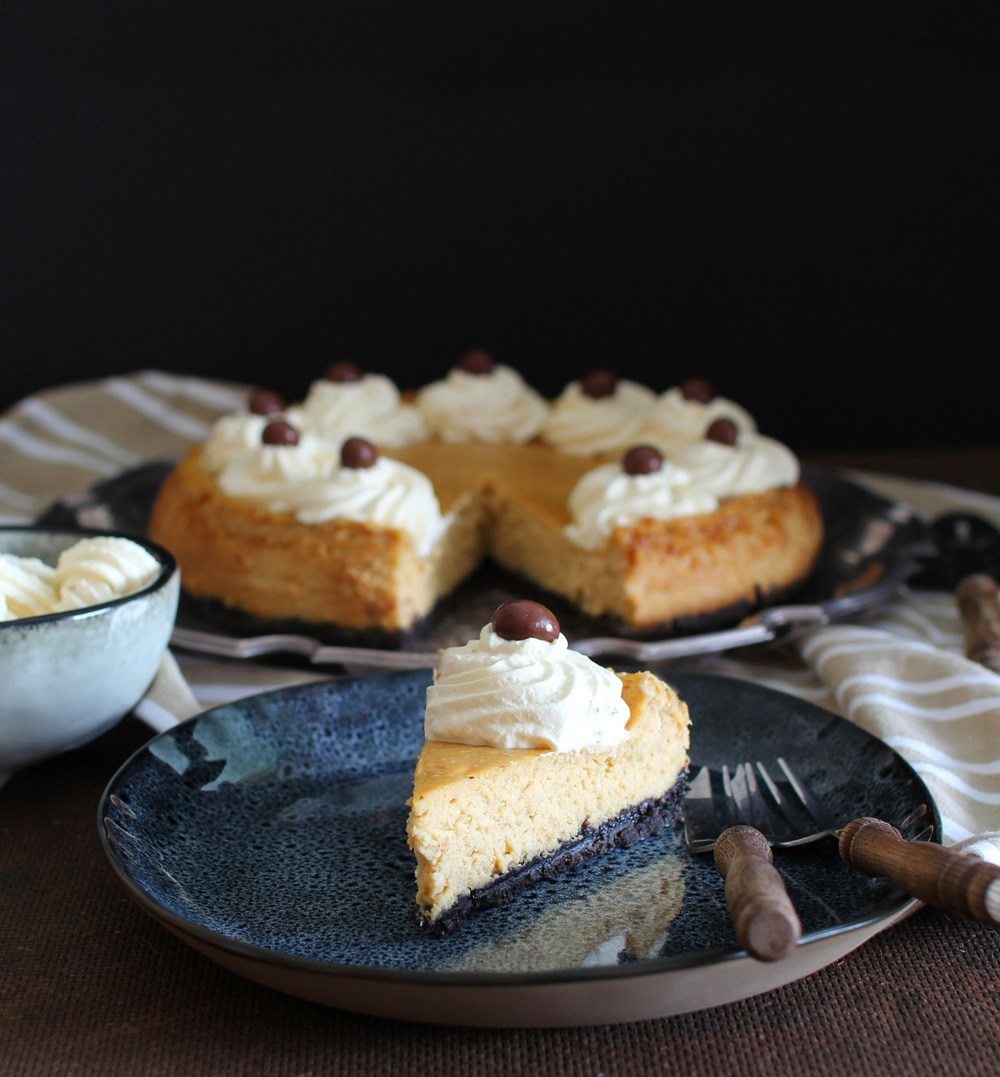 Espresso Cheesecake with Kahlúa Whipped Cream