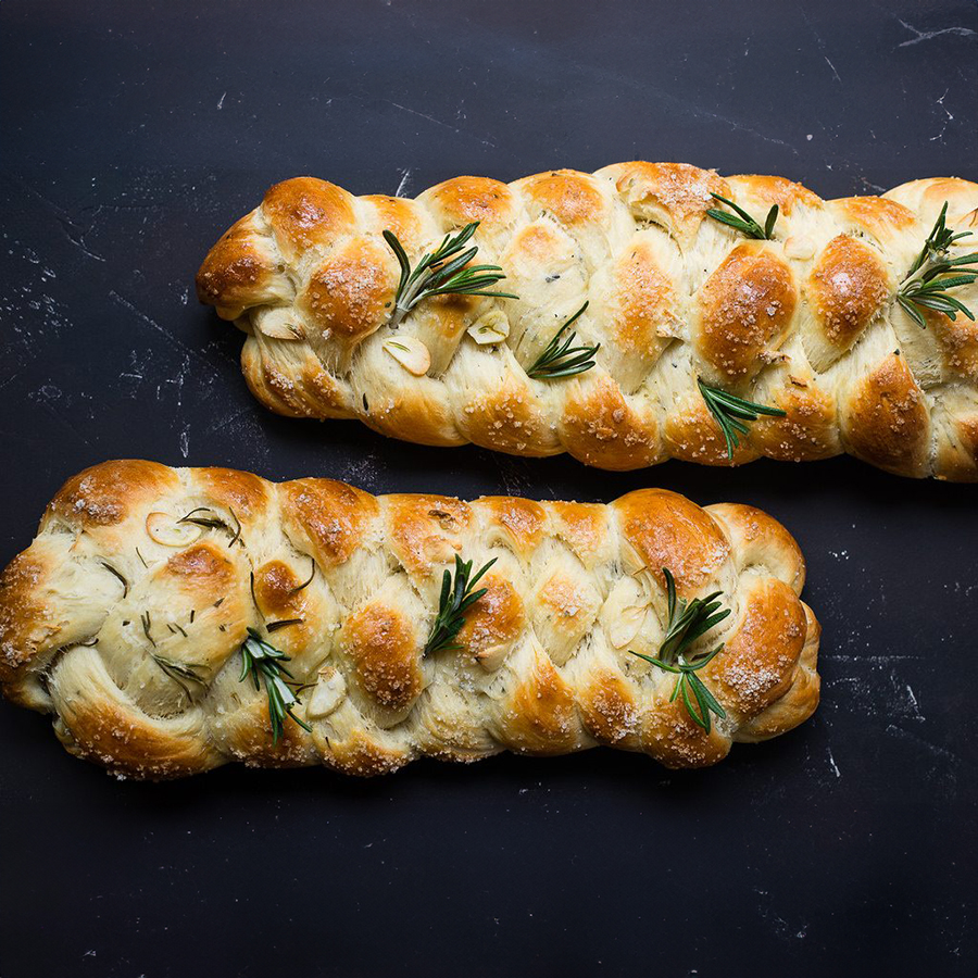 Rosemary Garlic Challah Bread