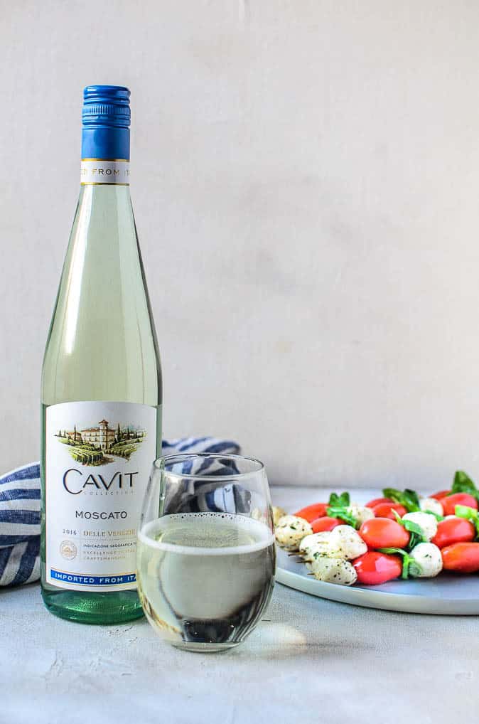 balsamic-caprese-skewers-and-moscato-wine