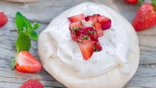Mini Pavlovas with Strawberry Mint Sauce Recipe