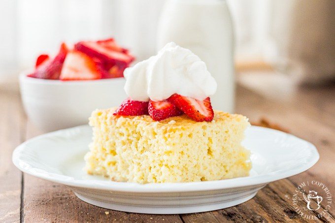 tres leches strawberry crunch cake