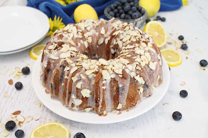 https://honestcooking.com/wp-content/uploads/2018/08/Blueberry-Almond-Bundt-Cake-finished-cake.jpg