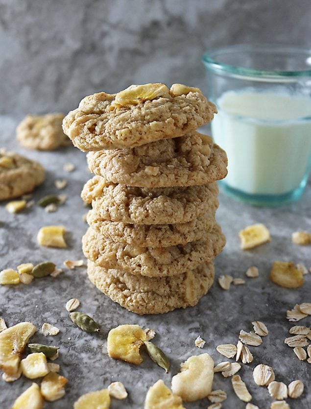 Gluten Free Banana, Oat, and Chocolate Chip Cookies