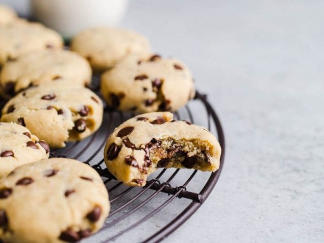 Gluten-Free Olive Oil Chocolate Chip Cookies made with almond flour, olive oil, maple syrup, and chocolate chips. A chocolate chip cookie recipe you'll love.