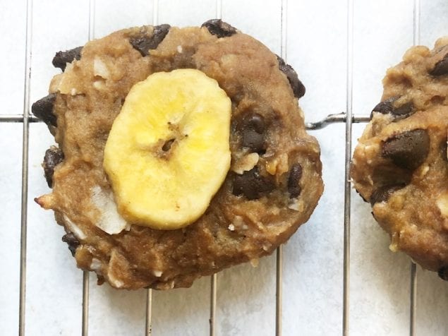 Cookies for breakfast? Sounds delightful! Make a batch of these dairy-free breakfast cookies made with Oatmilk and without any added sugar that are perfect to start your morning.