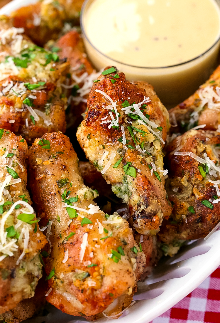 Baked Garlic-Parmesan Chicken Wings